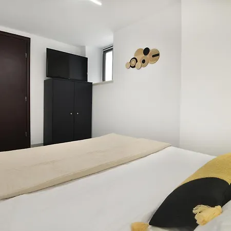 Elements Syros * ארמופוליס