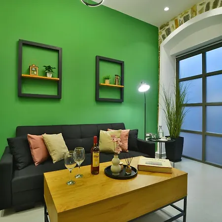 Elements Syros ארמופוליס