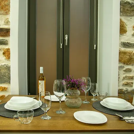 Elements Syros