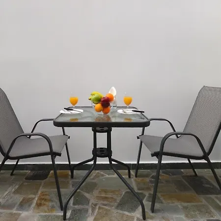 Elements Syros Apartament Ermupoli